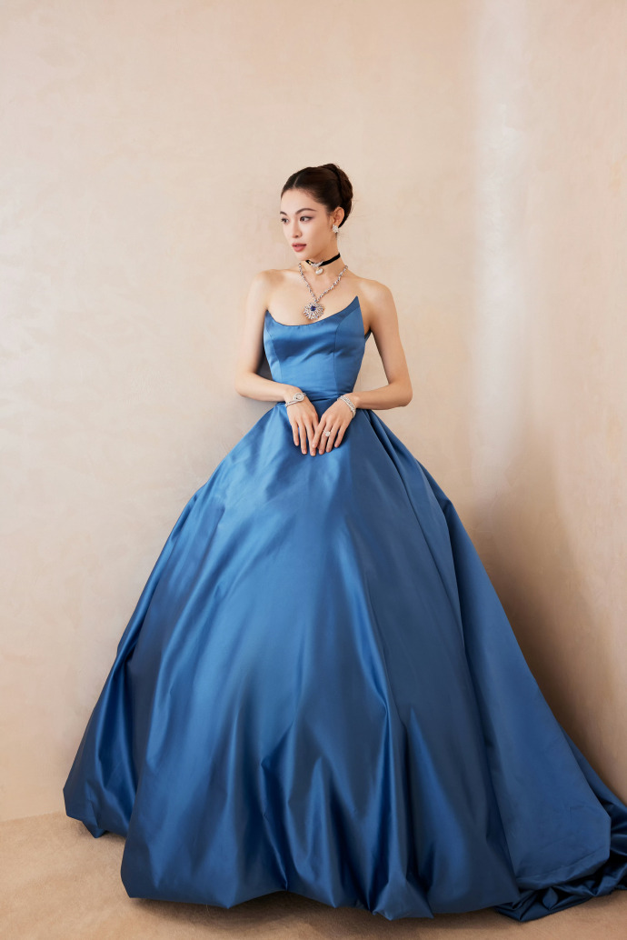 钟楚曦蒂芬妮活动造型插图4