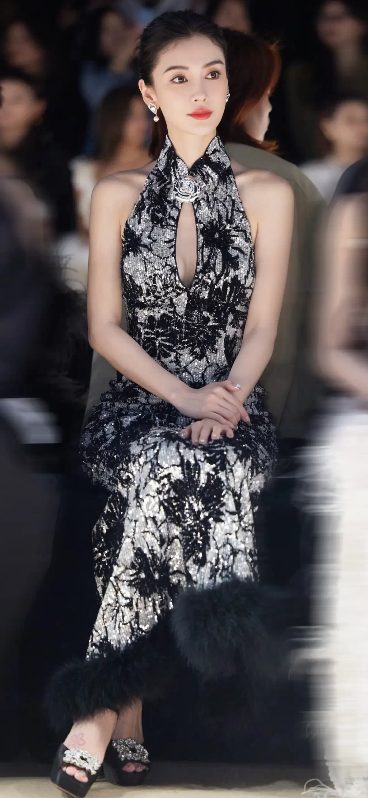 杨颖高贵典雅写真壁纸插图