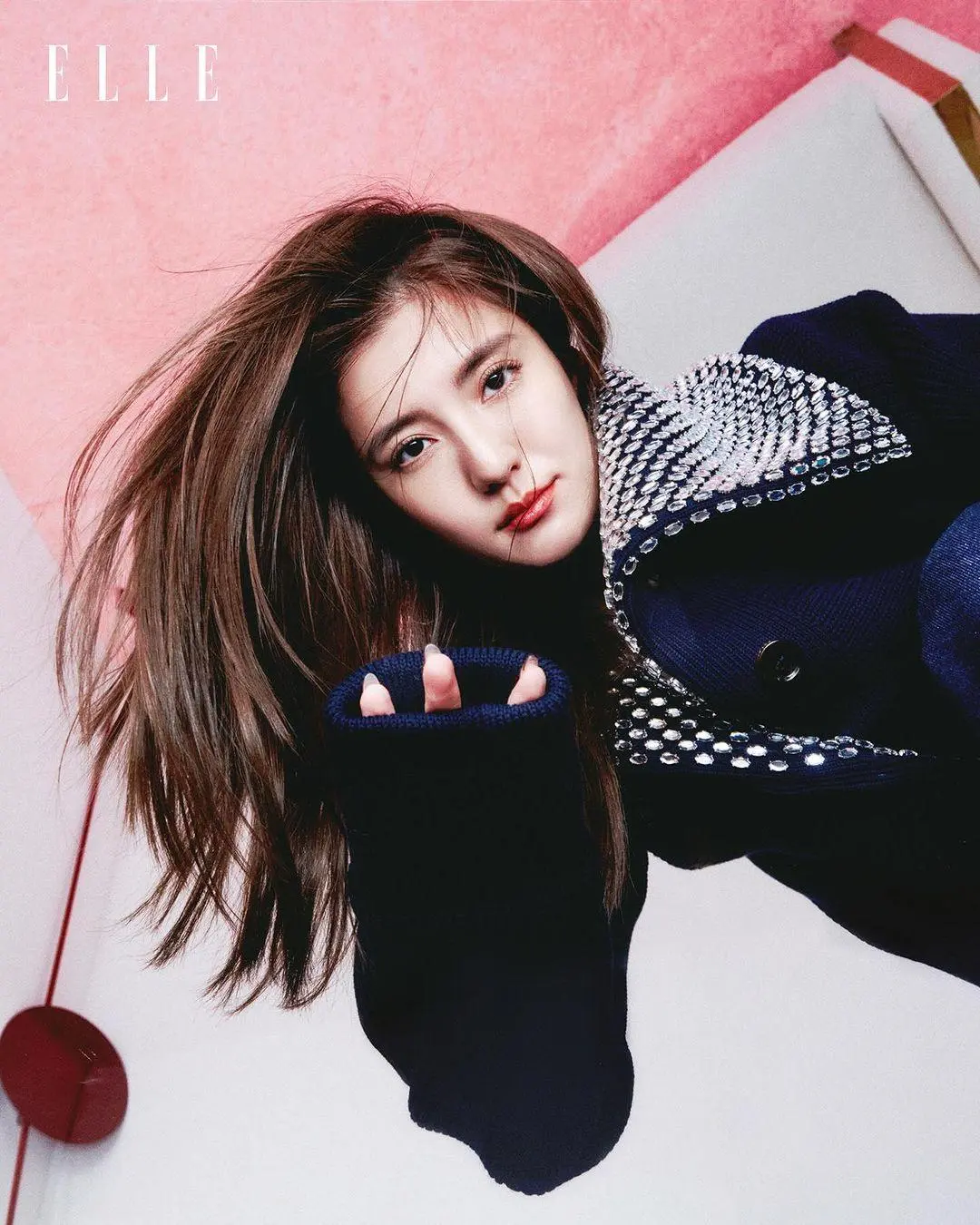 吴千语写真登港版 ELLE 四月刊插图5