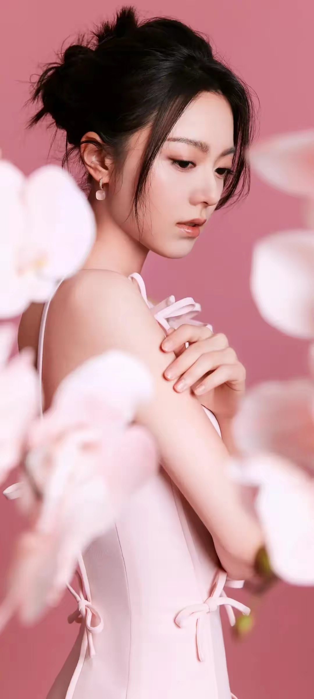 赵今麦粉红高清写真壁纸插图5
