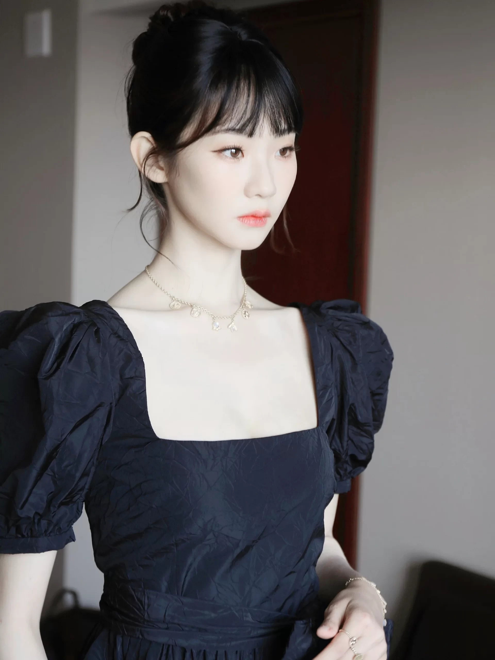 少女明星张艺凡甜美漂亮写真插图