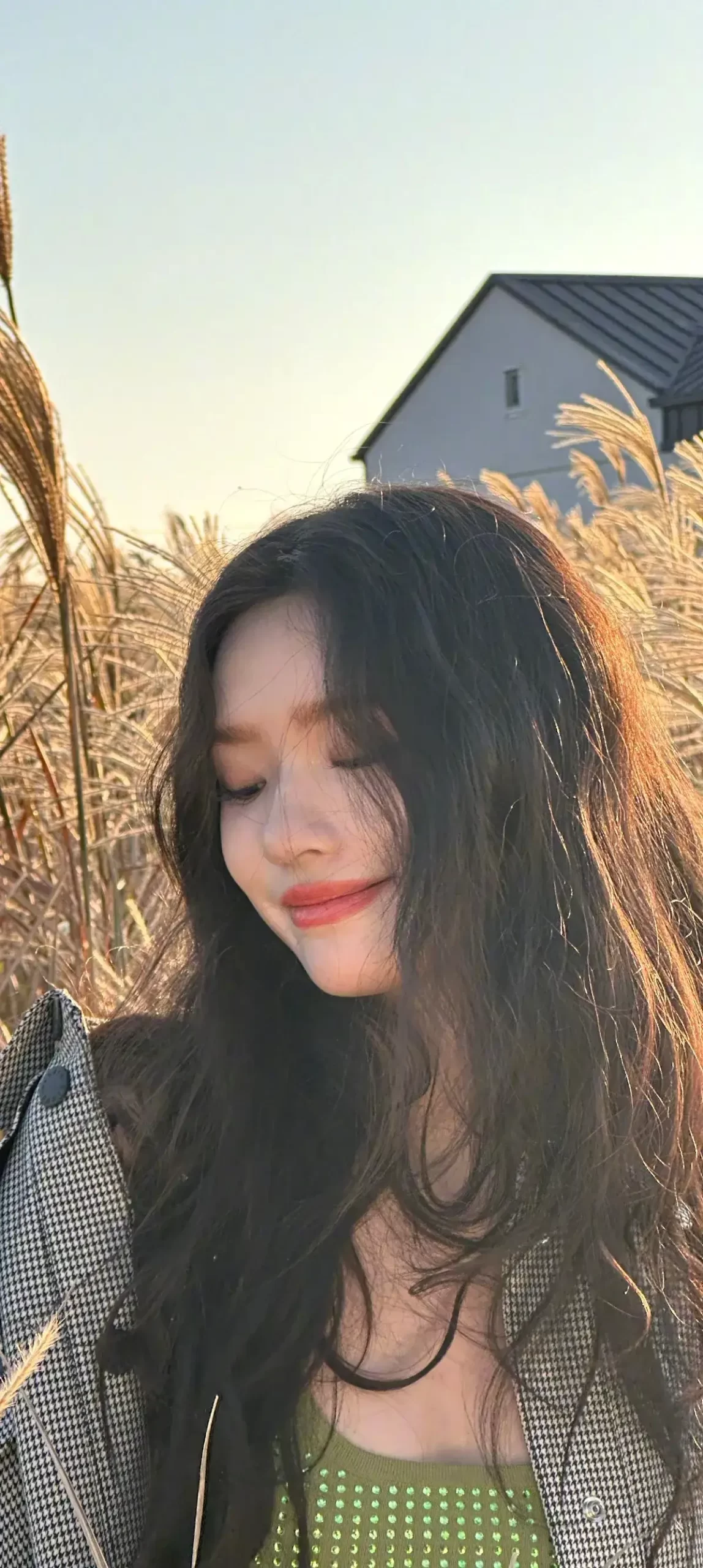 林允氛围感写真大片壁纸插图