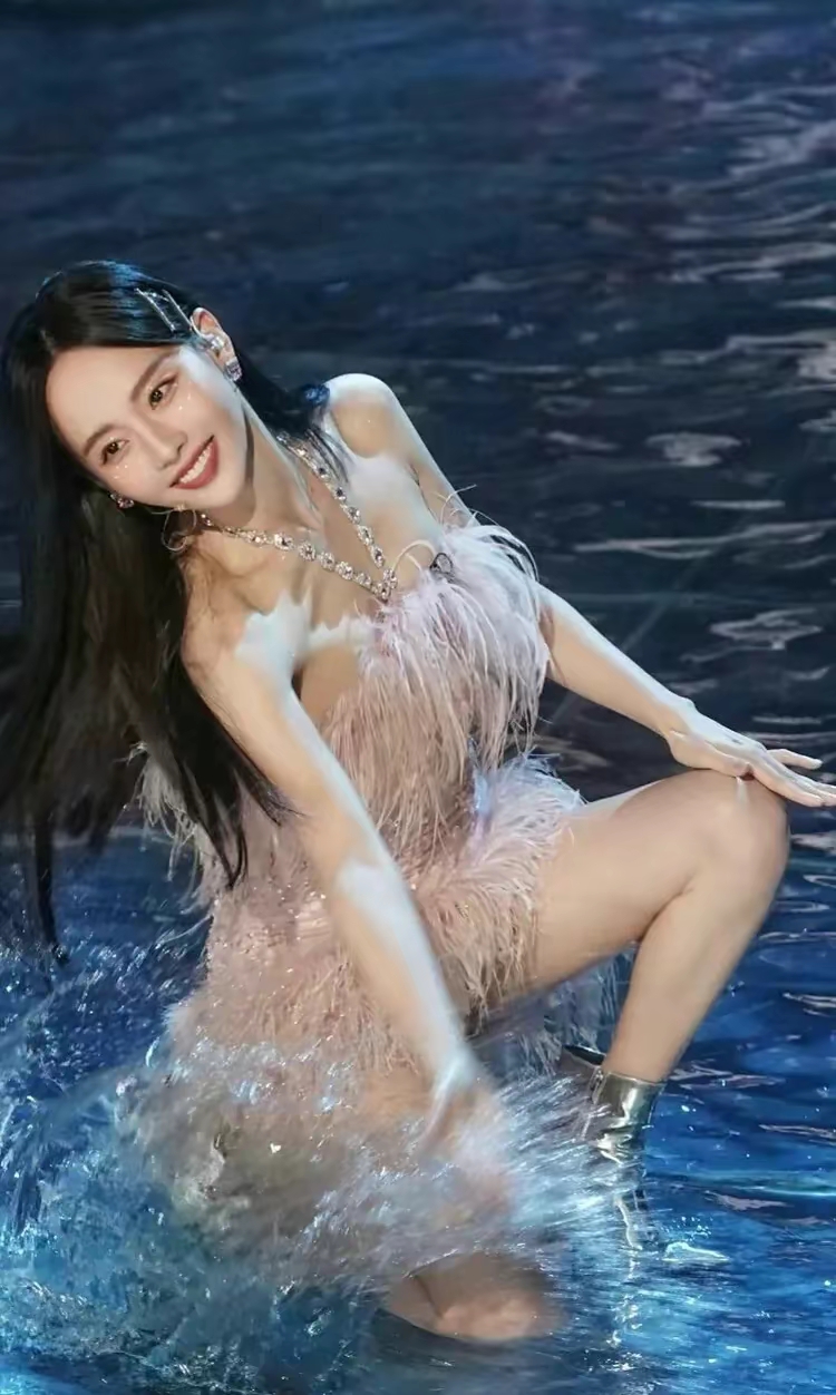 张嘉倪性感写真太迷人插图15