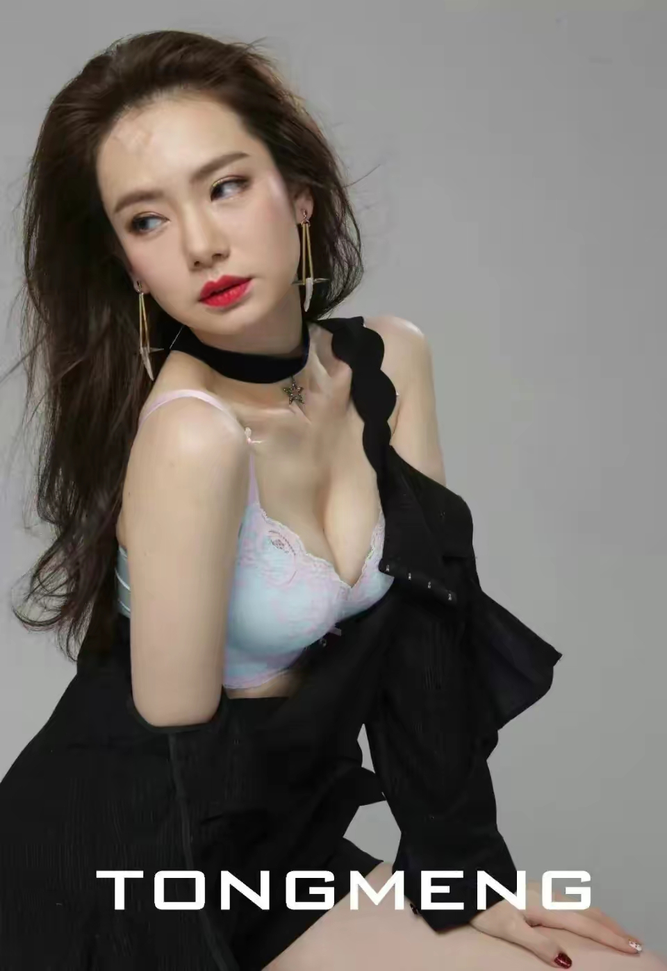 戚薇内衣写真插图2