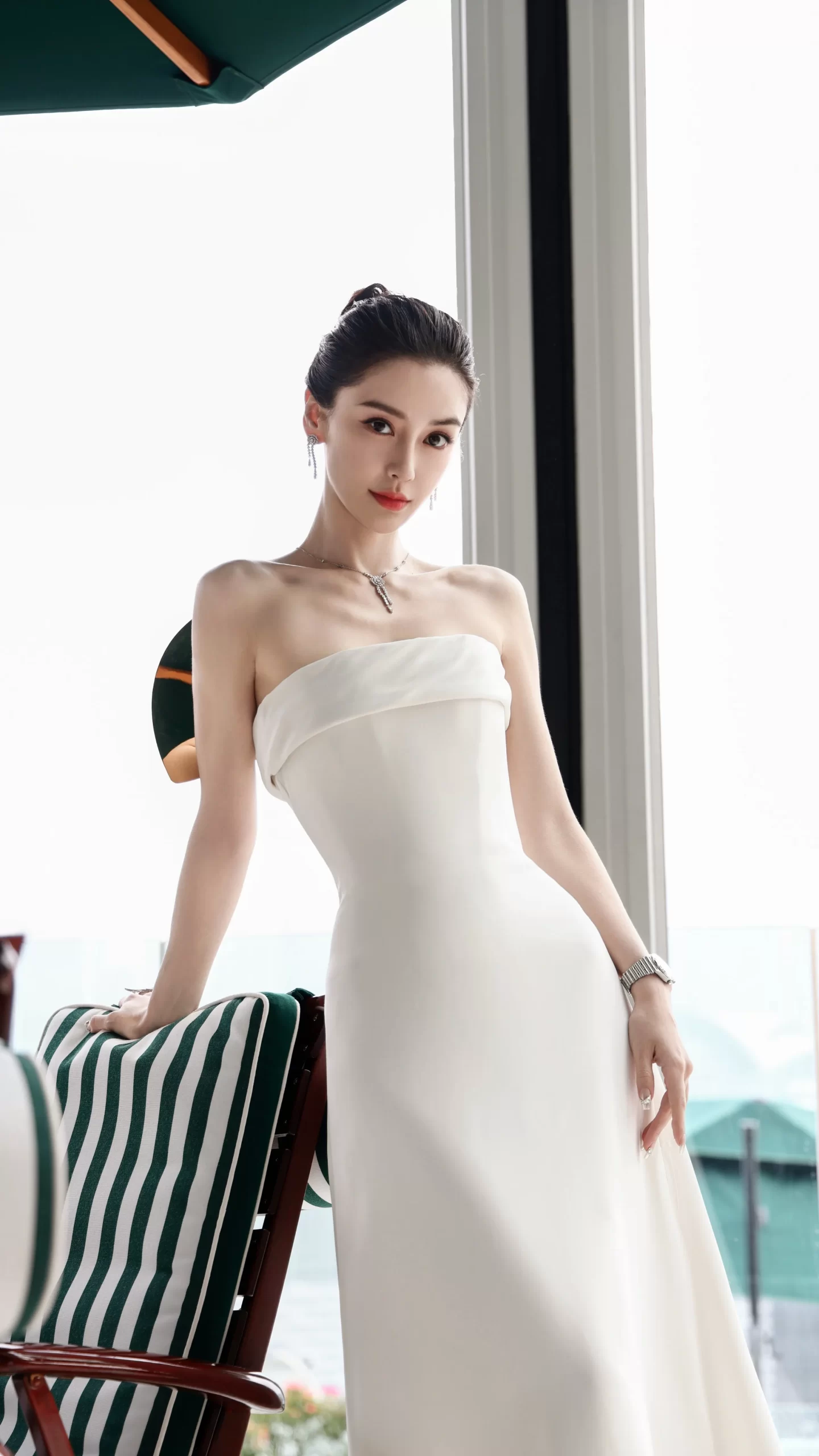 杨颖优雅迷人写真笑起来好美插图2