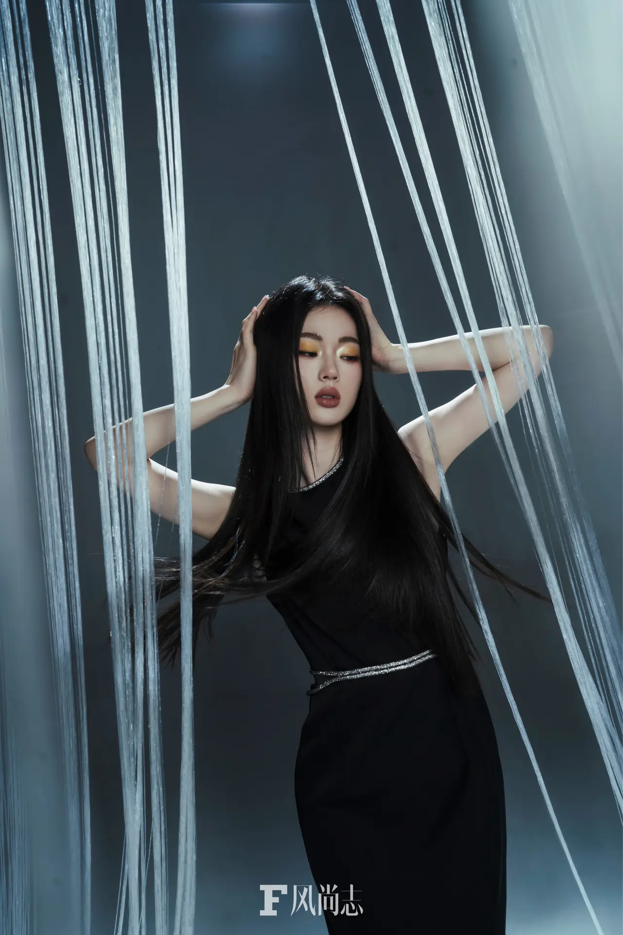 单依纯风尚志三月MUSIC刊封面插图4