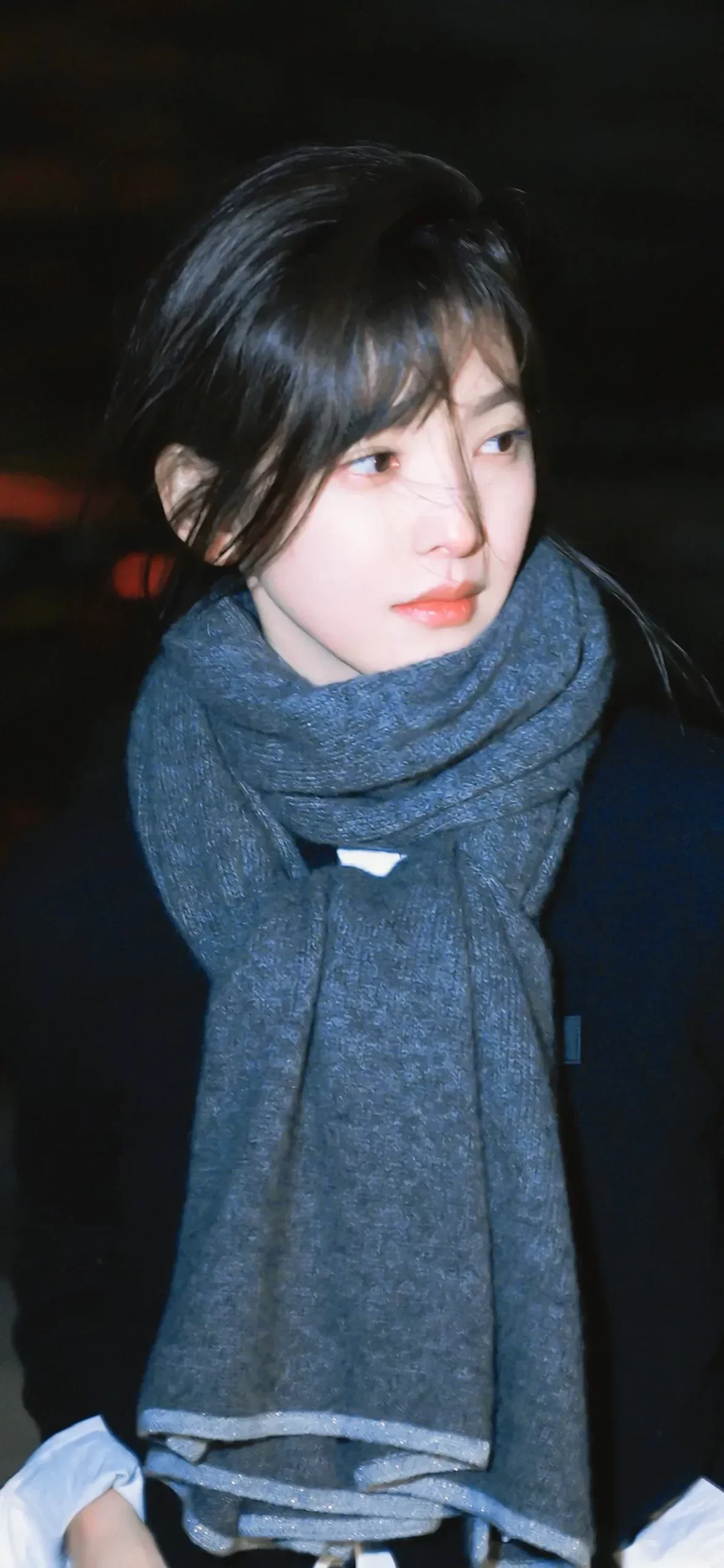 章若楠成熟写真壁纸插图