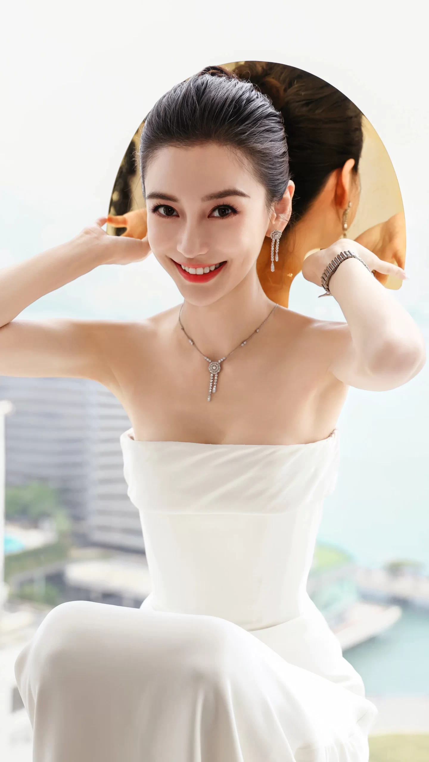 杨颖优雅迷人写真笑起来好美插图5