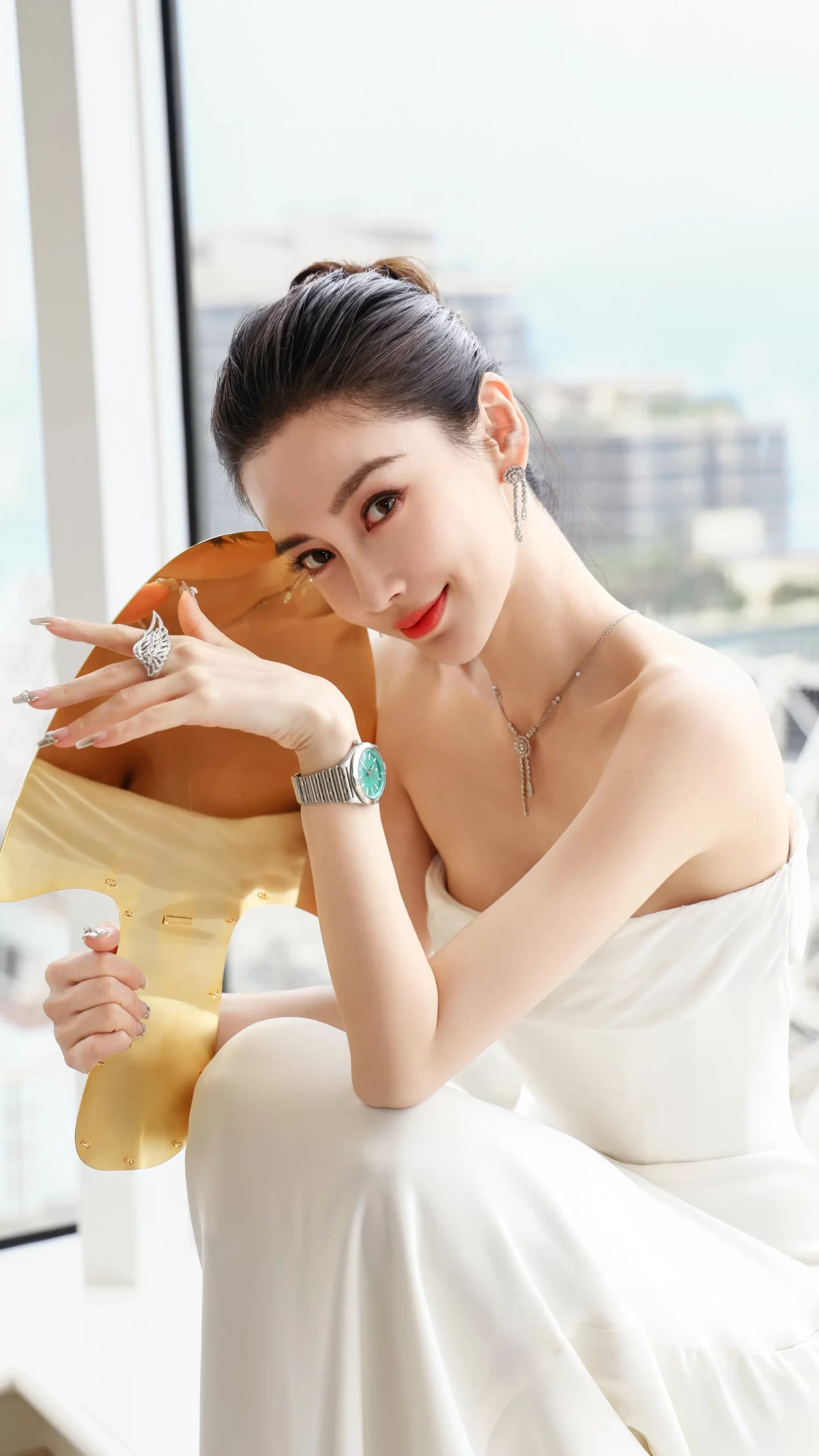 杨颖优雅迷人写真笑起来好美插图6
