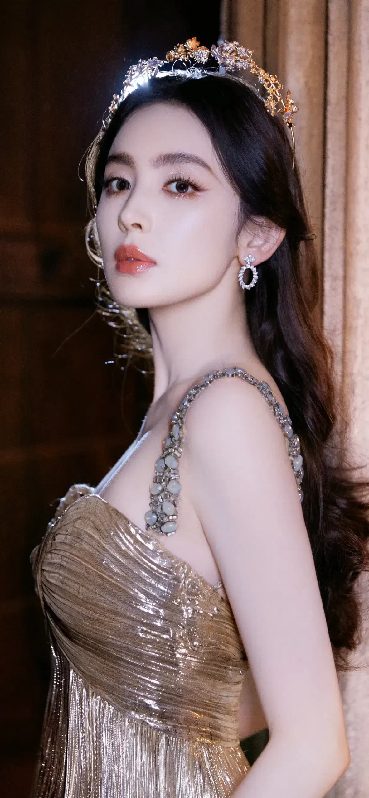 古力娜扎明艳动人写真壁纸插图7