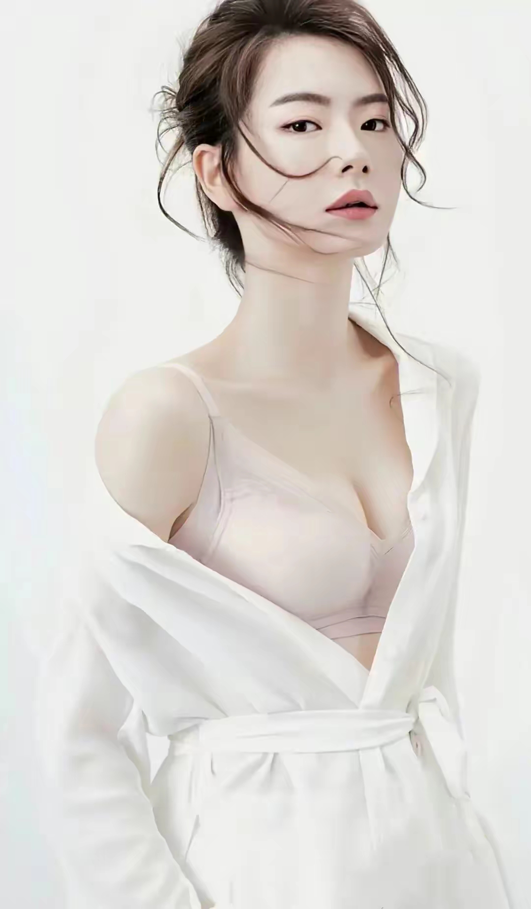 戚薇内衣写真插图7