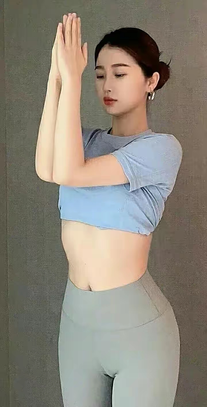 虞书欣清凉写真插图1