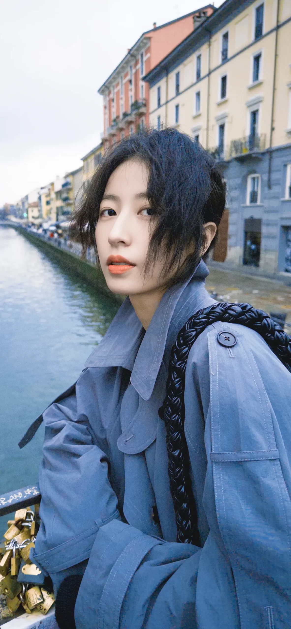 周雨彤高清写真壁纸插图