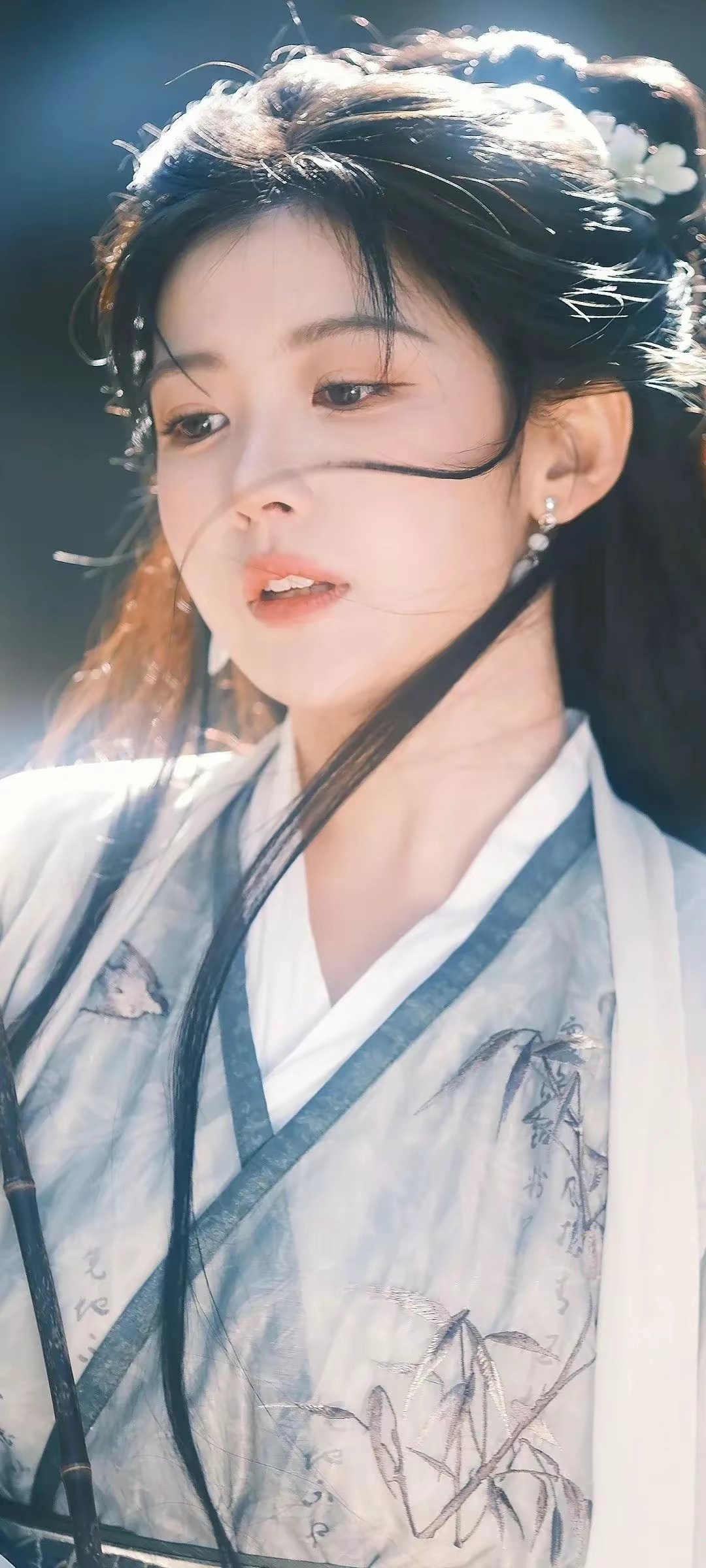 不一样的女神赖美云写真插图7