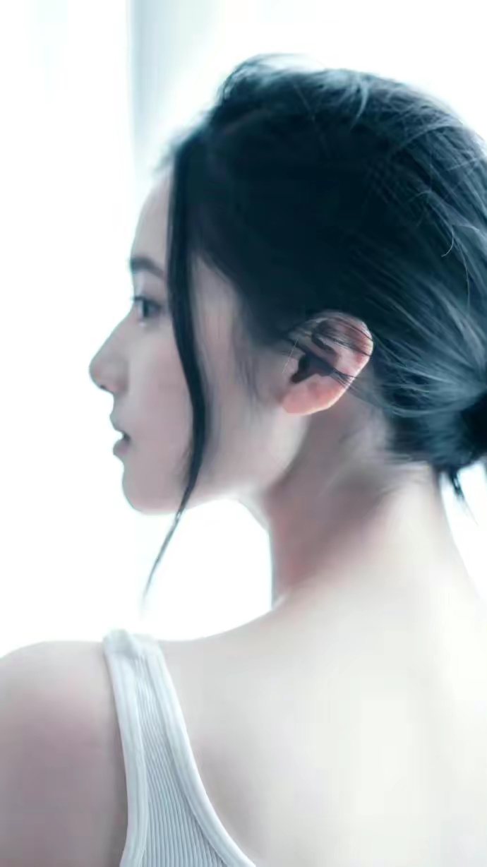 张婧仪写真壁纸插图8