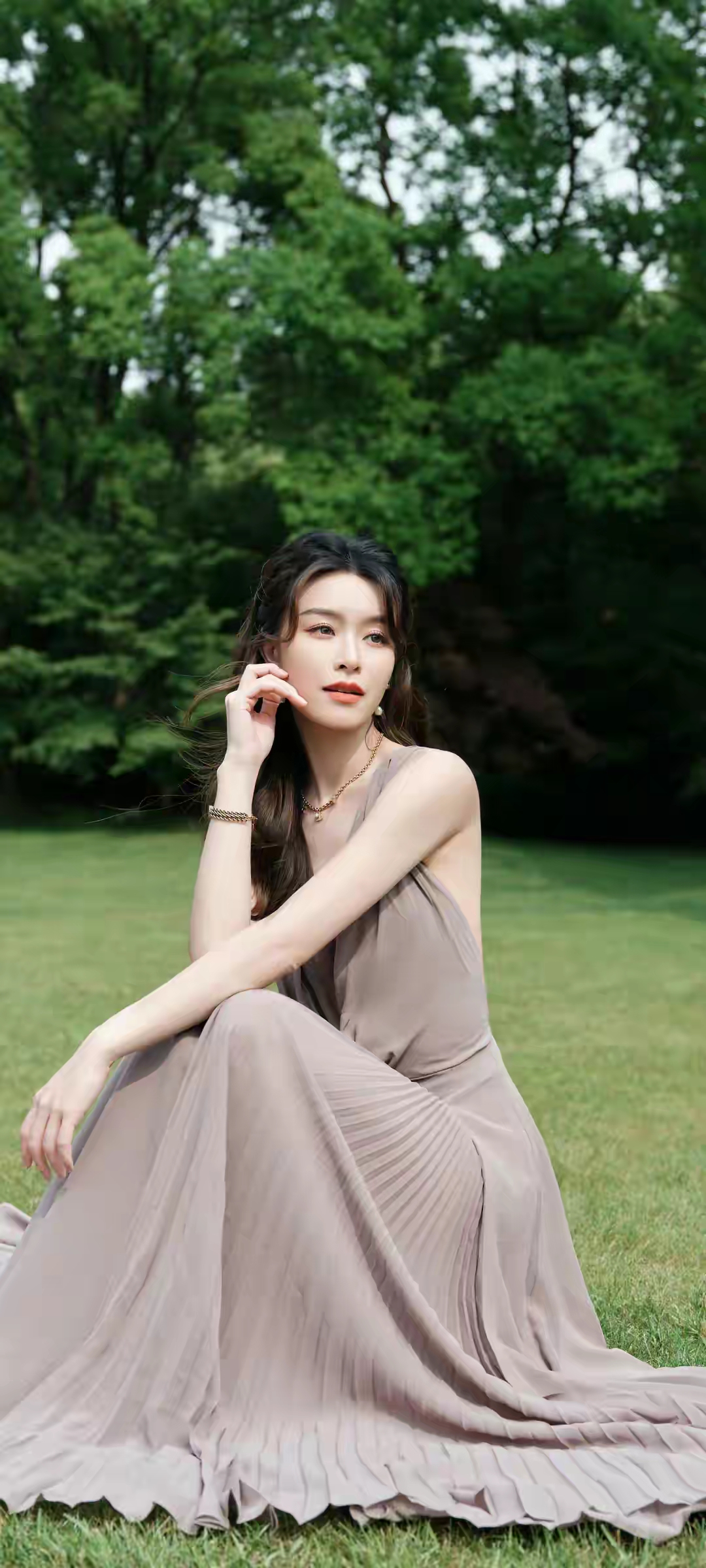 何瑞贤高清写真壁纸插图1