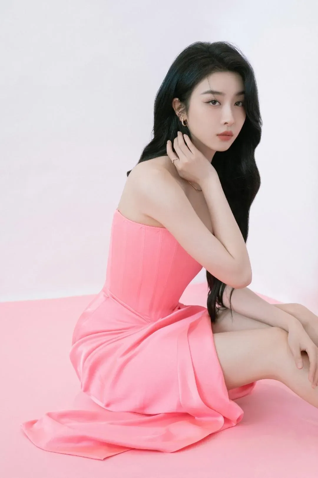 赵小棠开叉抹胸长裙写真插图8