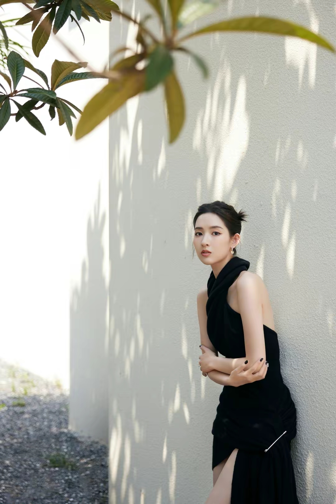 王玉雯黑色礼服写真插图2