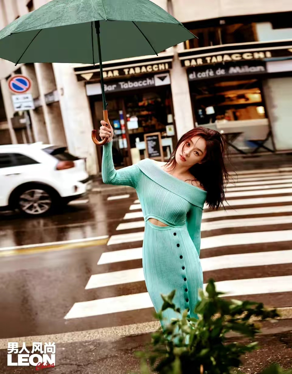 袁姗姗男人风尚写真插图1