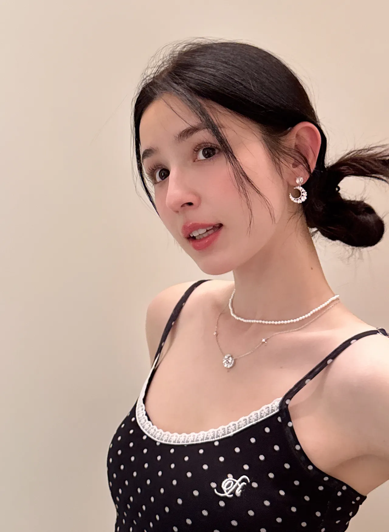 哈妮克孜可爱九连拍写真插图6