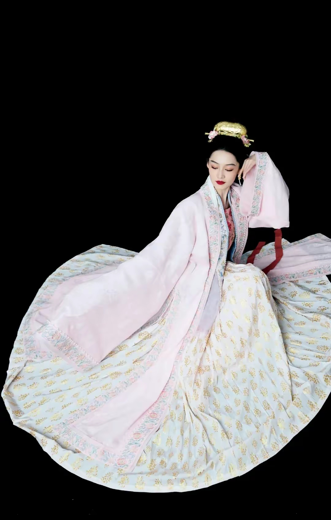 李沁气质优雅写真插图15