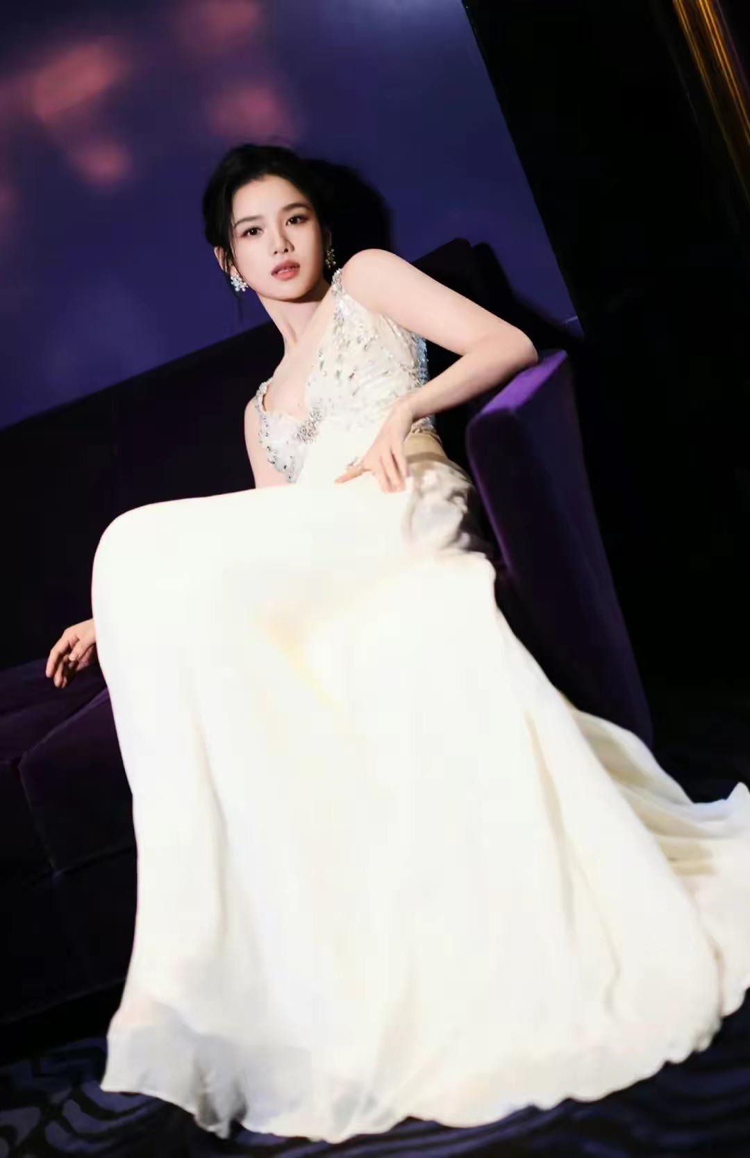 张婧仪写真幸好有你插图1
