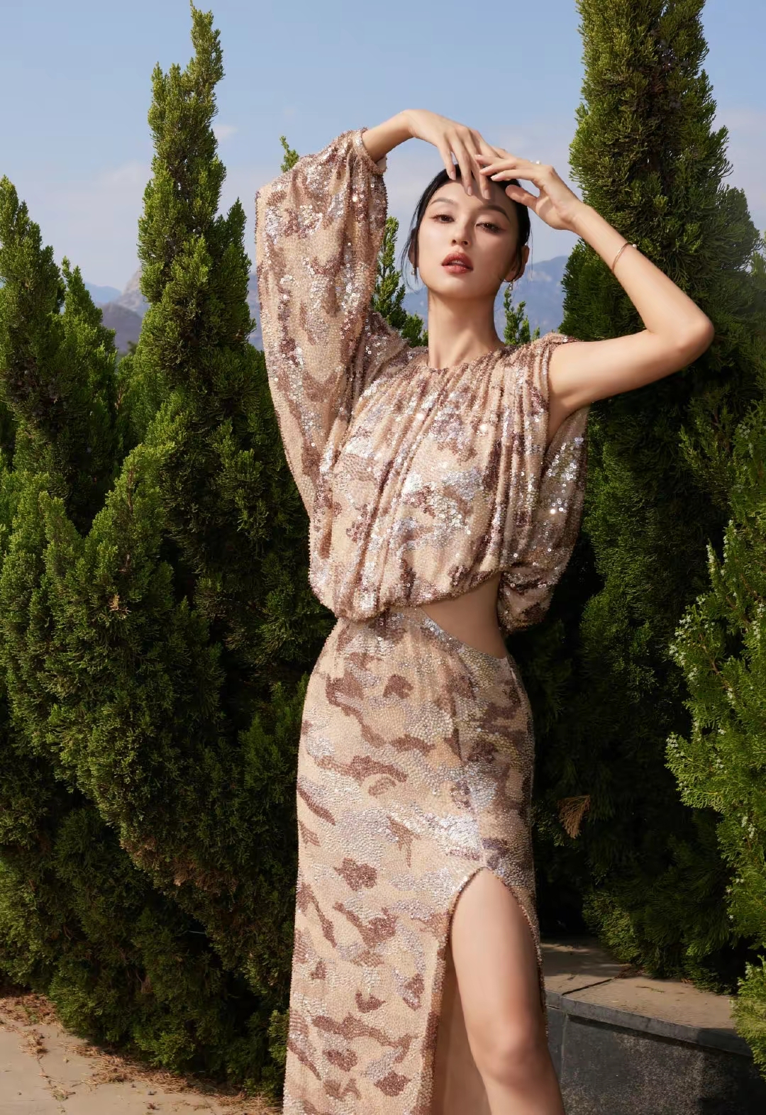 王丹妮亮片裙写真让人陶醉插图6
