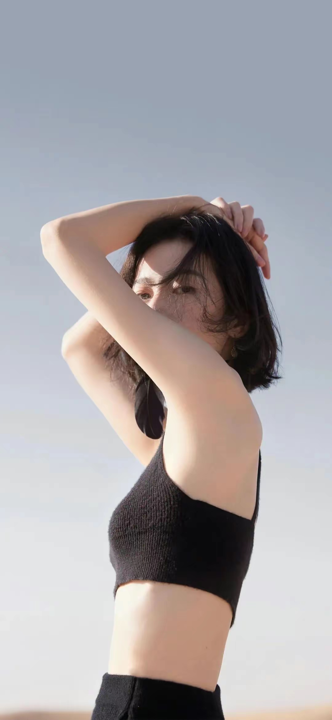 周雨彤沙漠写真壁纸插图4