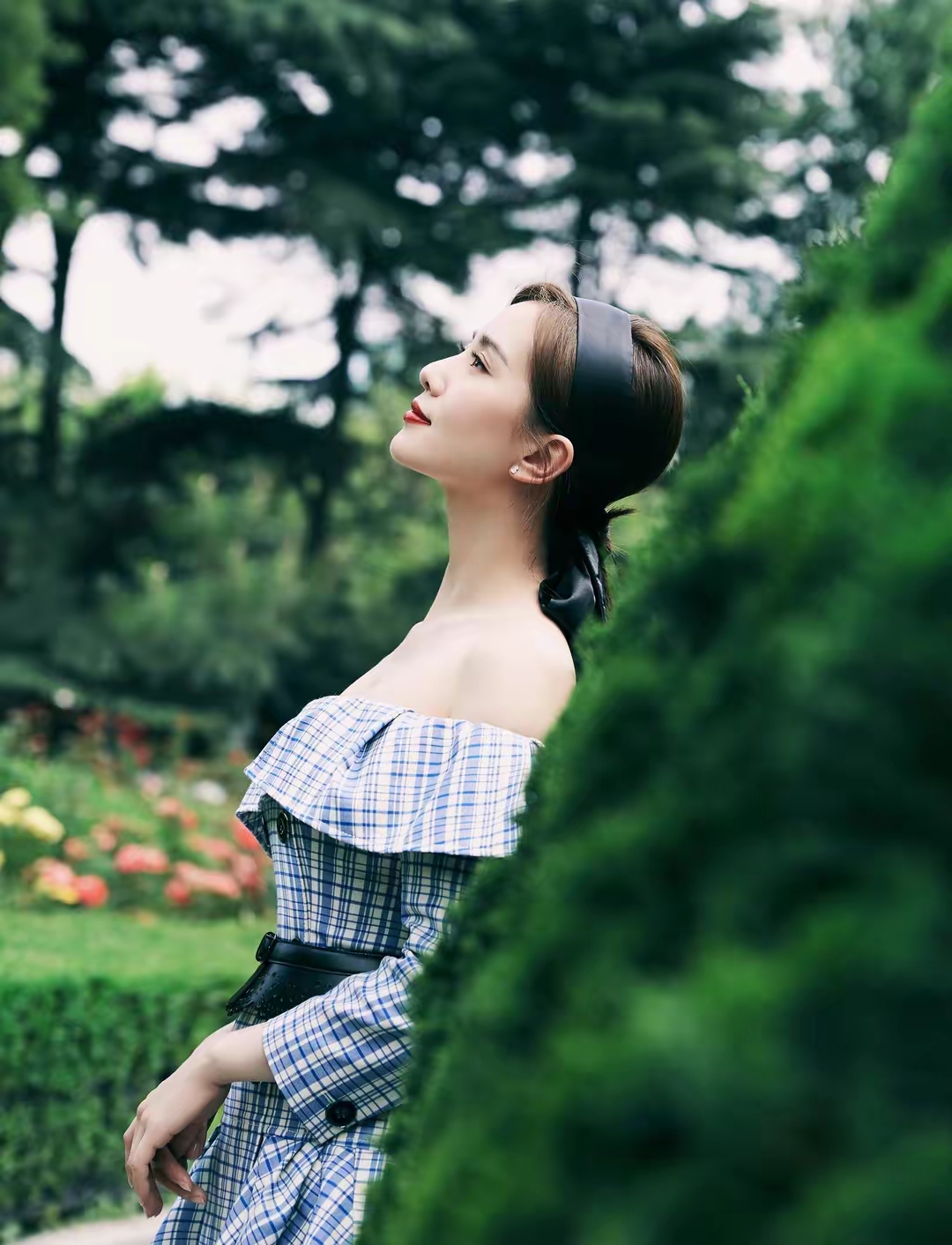 刘诗诗气质优雅写真插图2