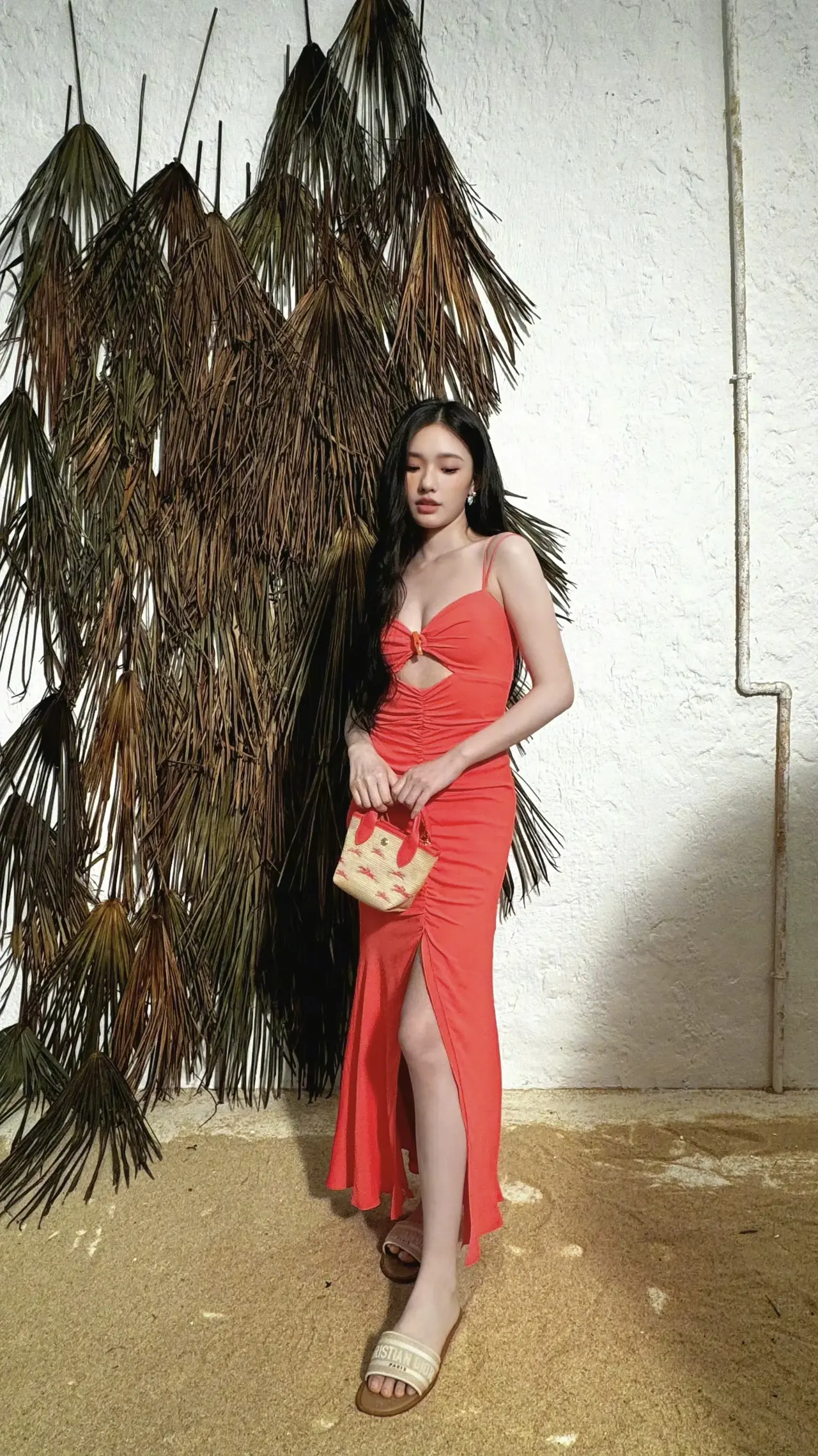 林允明艳动人写真插图5