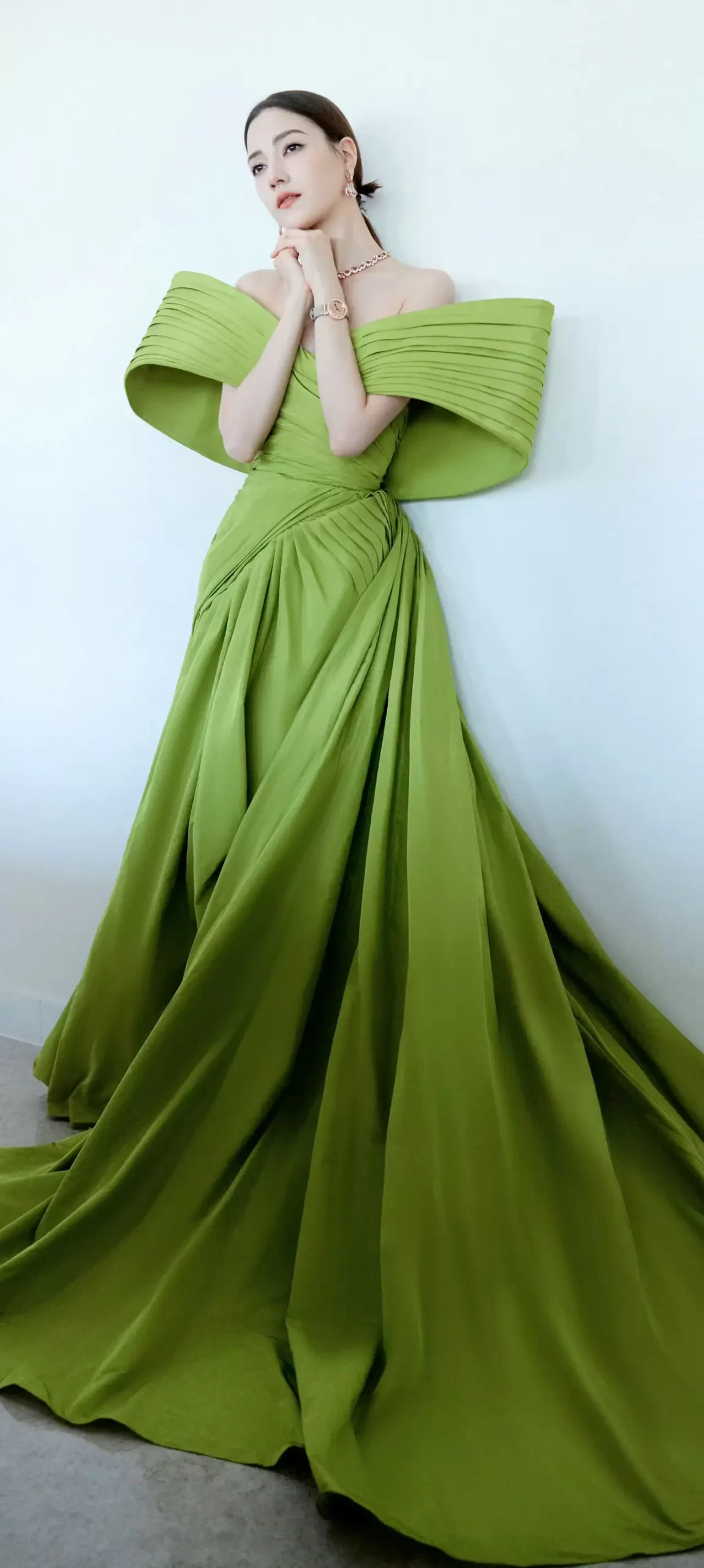 娜然抹胸裙写真插图