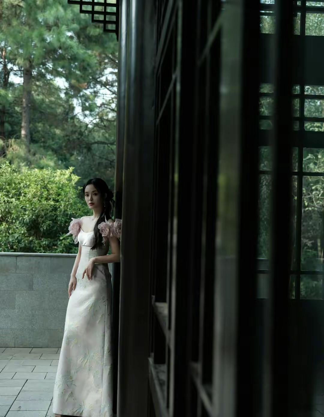 李莎旻子高清写真插图5