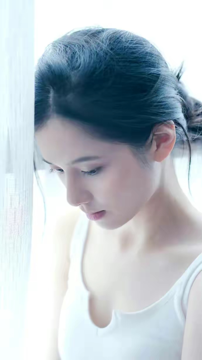 张婧仪写真壁纸插图12