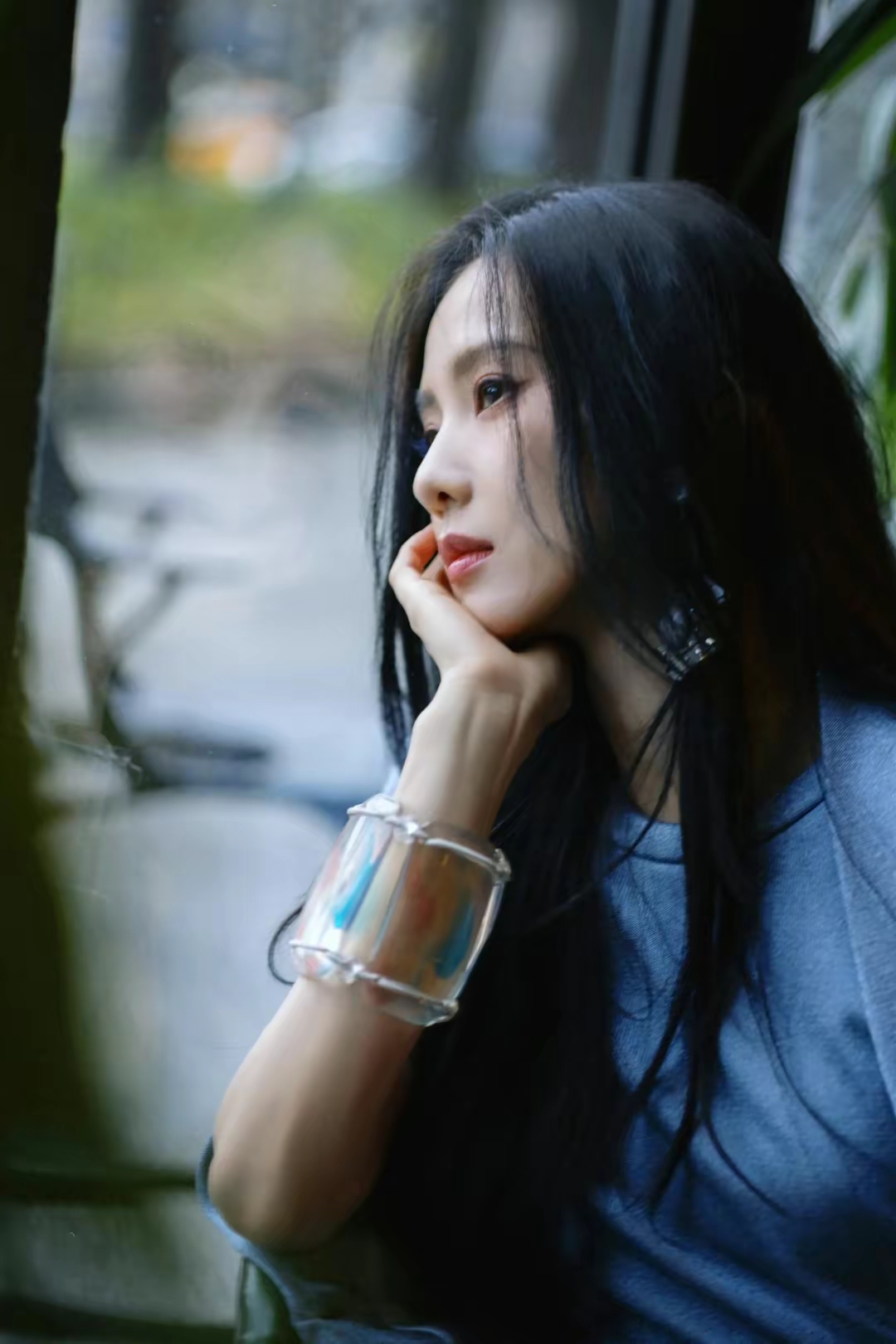 刘诗诗人妻韵味十足写真插图8