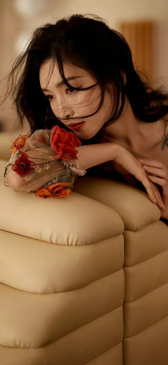 江疏影高清写真全屏壁纸插图1