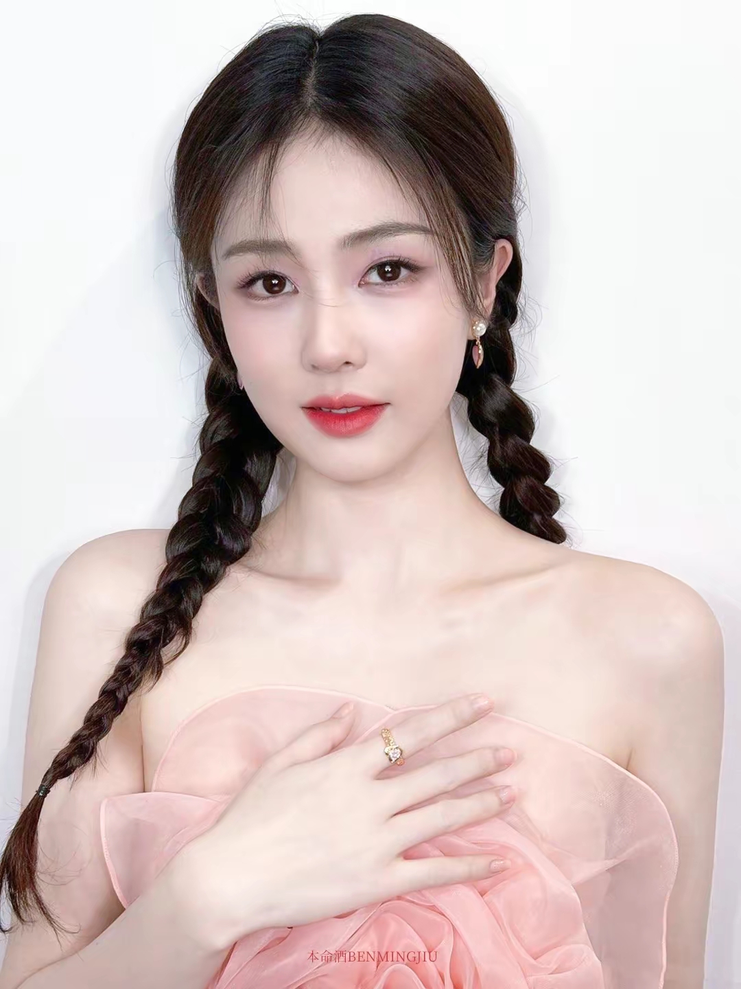 白鹿粉红色写真插图1