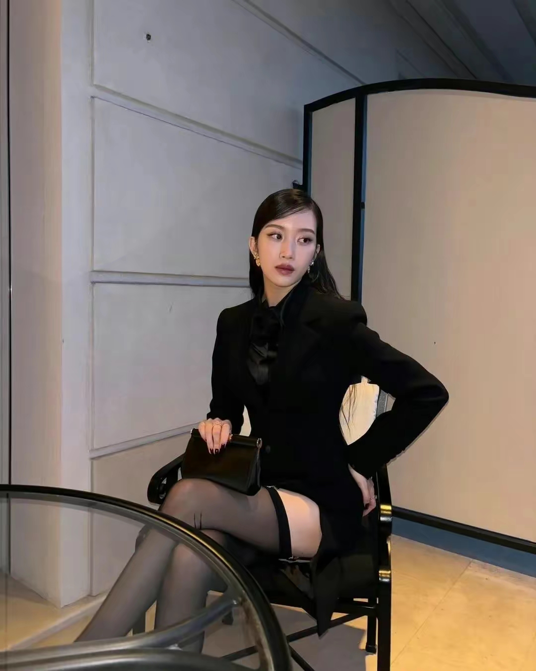 文佳煐写真，松弛的性感插图1