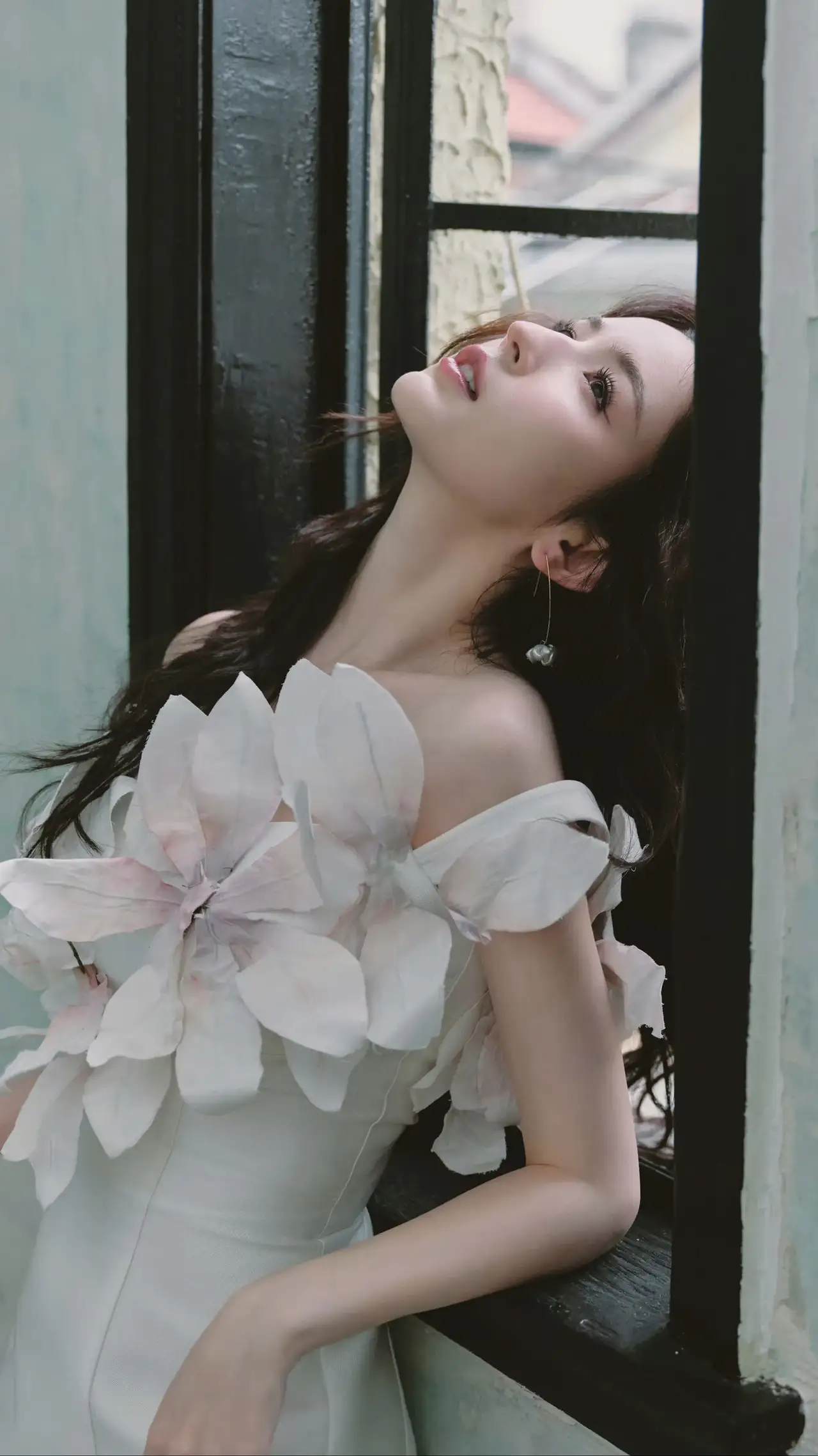 哈尼克孜甜美灵动写真插图
