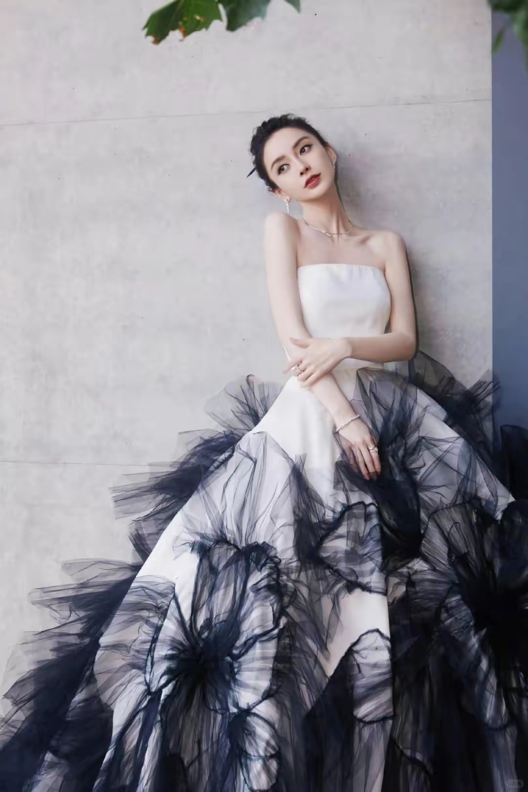 杨颖水墨裙气质写真插图7