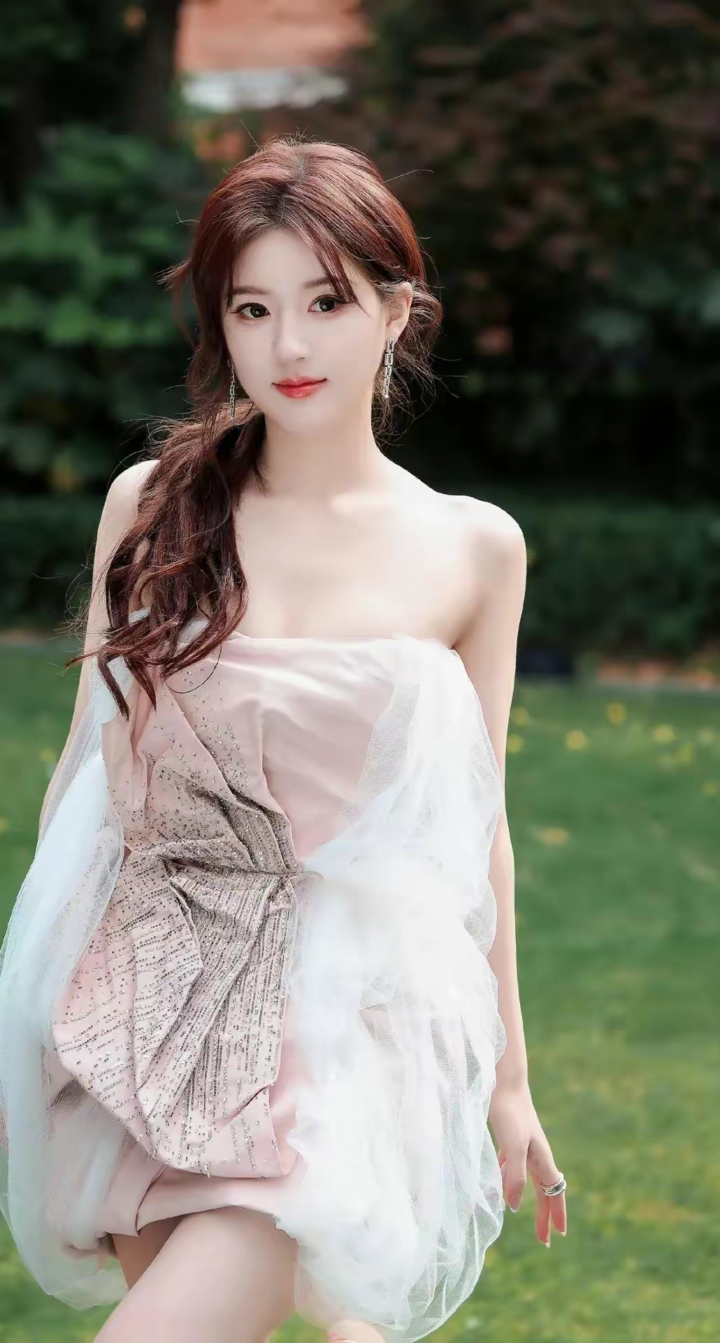 赵露思春日写真插图7