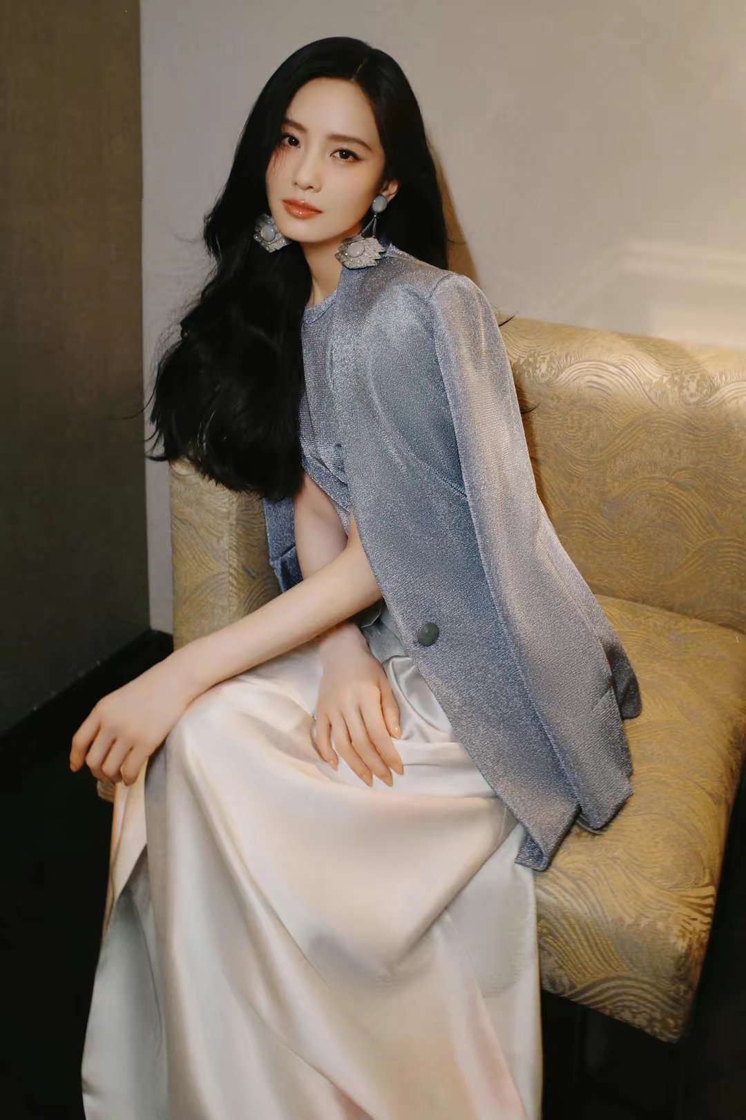 刘诗诗人妻韵味十足写真插图10