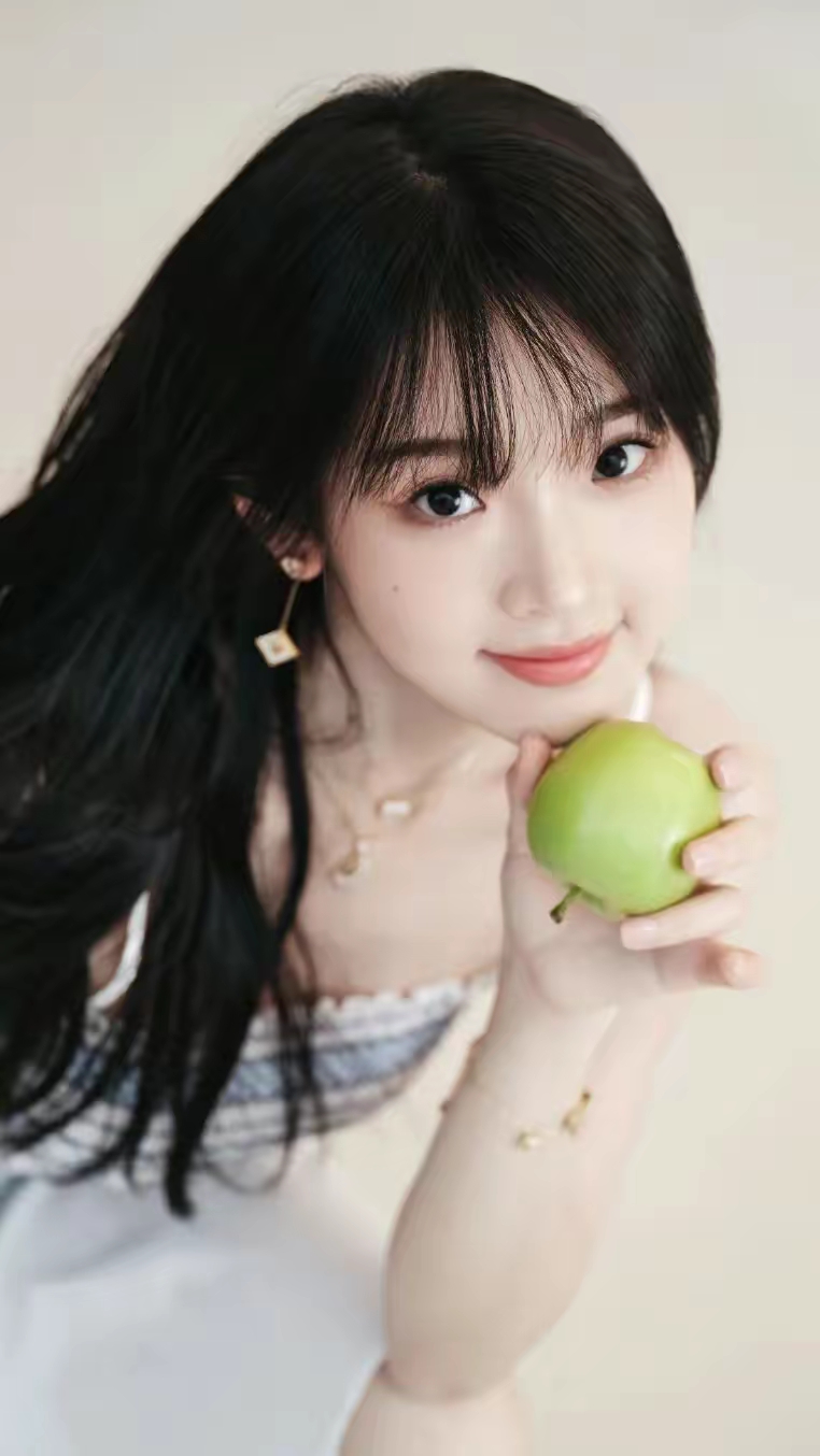 张淼怡清新靓丽写真插图3