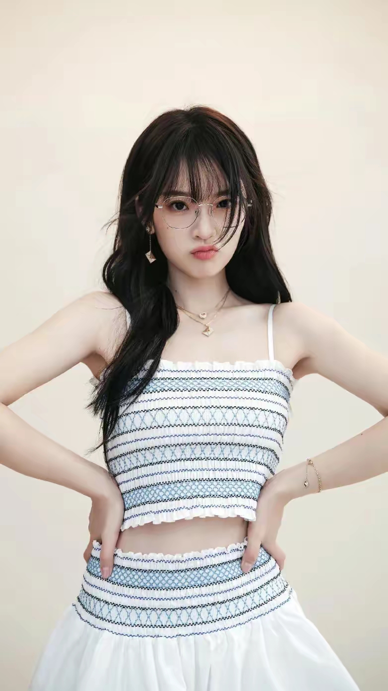 张淼怡清新靓丽写真插图6