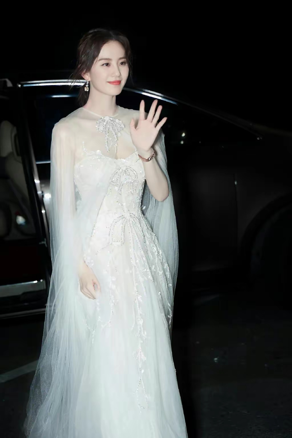 刘诗诗人妻韵味十足写真插图2