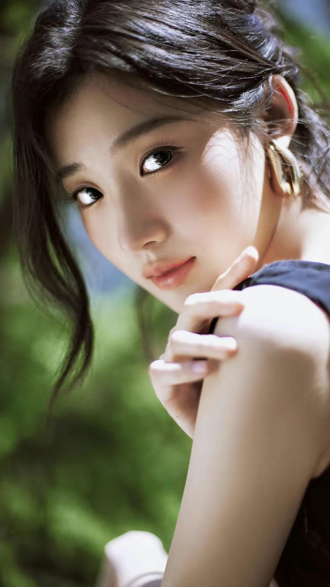 卢昱好适合这个妆造呀，有被美到插图1
