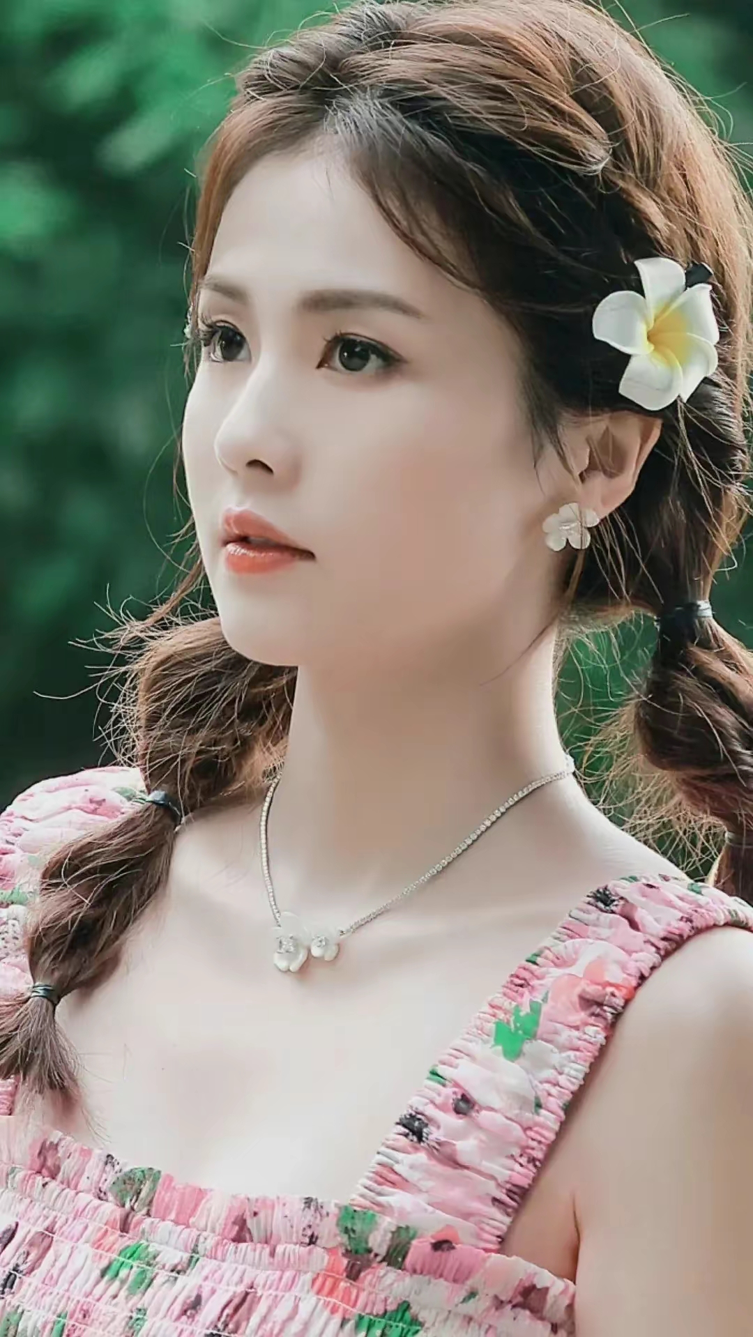 白鹿高清时尚穿搭美图壁纸插图37