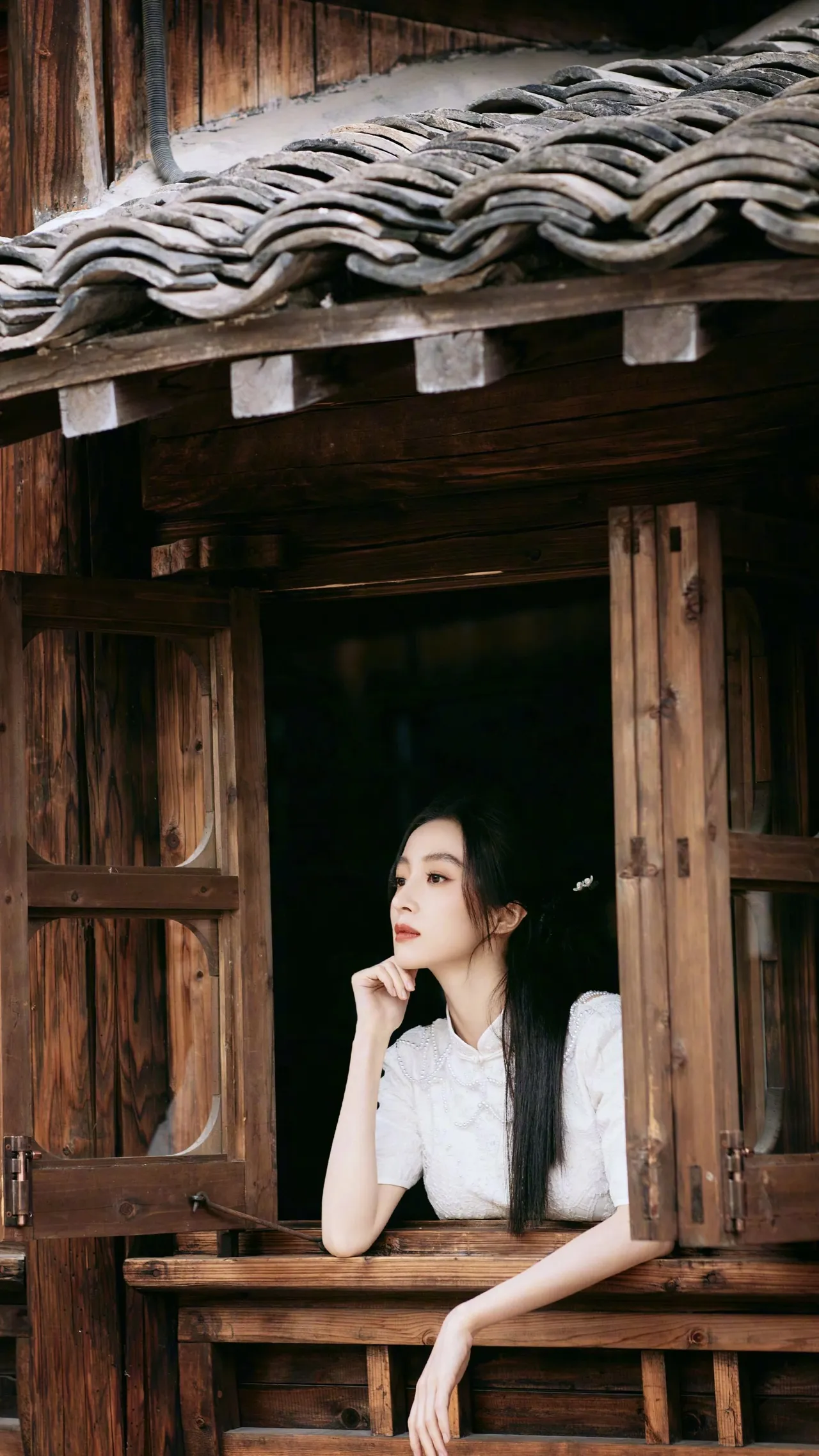 胡冰卿旗袍写真插图3
