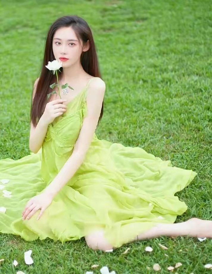荣梓希高清性感写真插图8