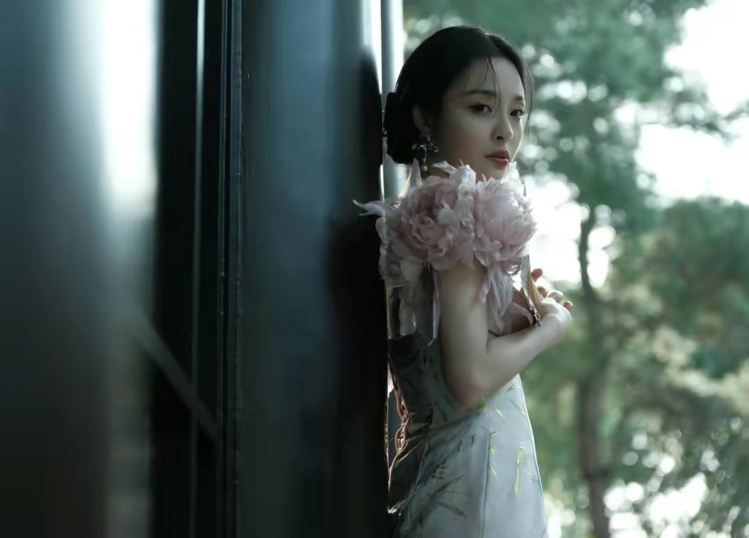 李莎旻子高清写真插图7