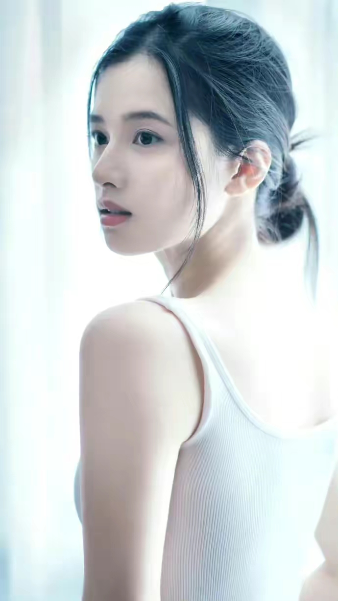 张婧仪写真壁纸插图9